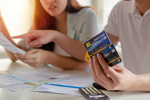 credit-card-debt disadvantages of consolidating with credit cards