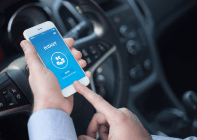 The Pros & Cons of Budgeting Apps for Canadians